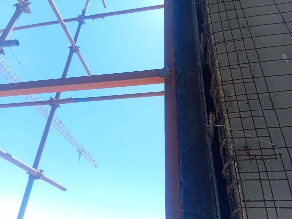 مراحل اجرای هندریل؛ از انتخاب پروفیل تا نصب نهایی