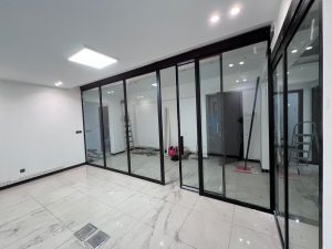 نمای فریم لس با کیفیت عالی؛ همکاری با متخصص‌ترین تیم اجرایی
