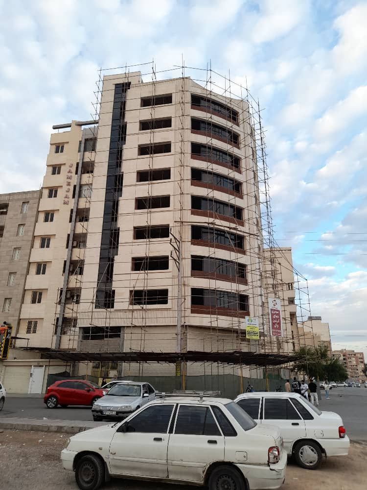 نصاب حرفه‌ای انواع نمای کرتین وال