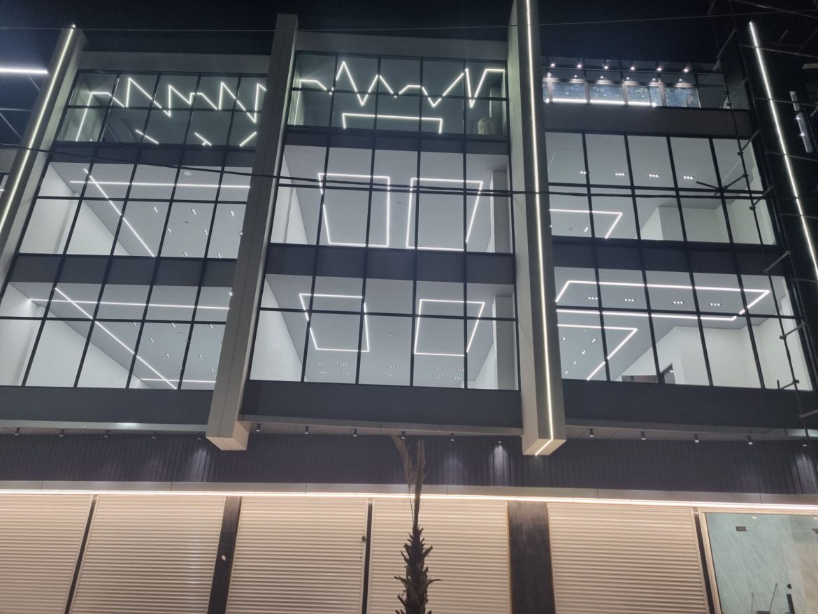 قیمت نمای فریم لس